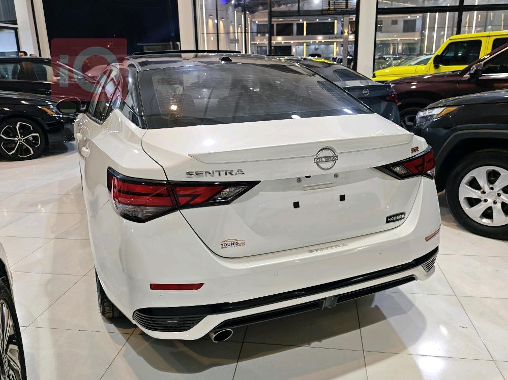 نیسان سێنترا